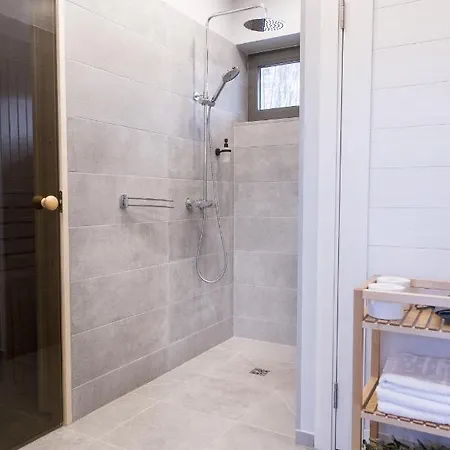 Brivdienu Maja Empagi Holiday home Ladezers